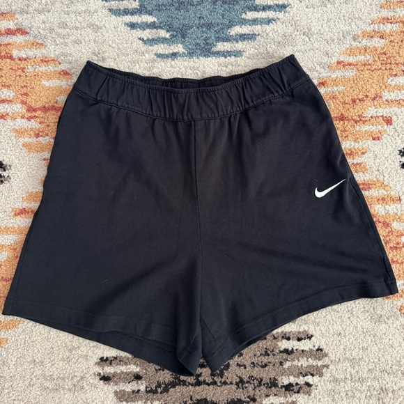 Nike Jersey Shorts - Size M - Picture 2 of 2
